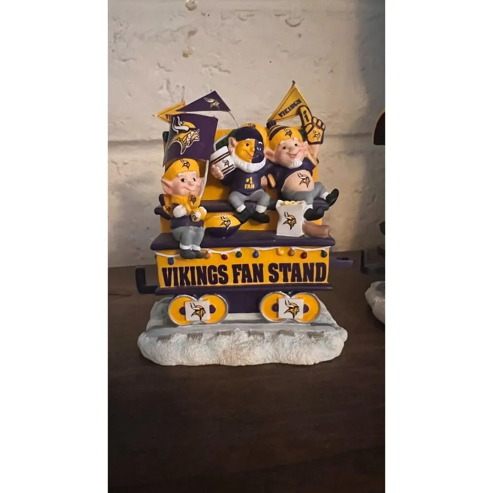 Minnesota Vikings Christmas Express 6-Piece Holiday Train Set